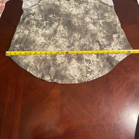 Womens V-Neck Long Sleeve Tie-Dye Shirt sz Medium boho style top gray and red - Picture 7 of 11